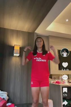 Flipped Chat AI – Чат с jazlyn Kayla firyal