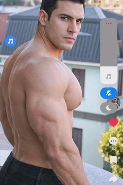 Flipped Chat AI – Chat s Marco 