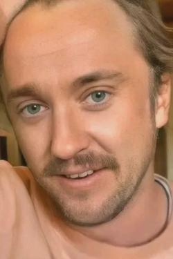 AI trò chuyện đảo ngược – Trò chuyện với Tom Felton 