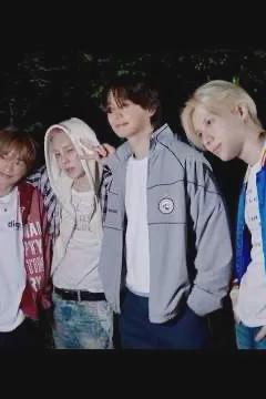 Flipped Chat AI – Чат с Shinee