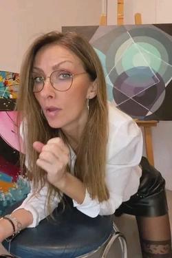 Flipped Chat AI – 與 Allison  聊天