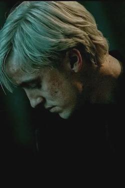 Flipped Chat AI – Chat s Draco Lucius Malfoy 