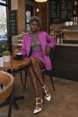 Flipped Chat AI – Discuter avec Adaeze Okafor