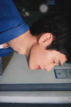 Flipped Chat AI – Bate-papo com Lee Bong Jung