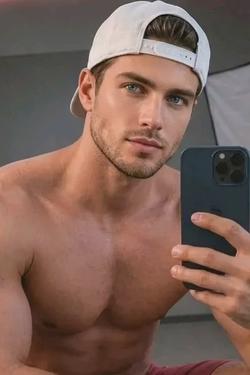 Flipped Chat AI – Chatear con Lucas