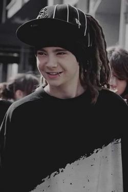 Flipped Chat AI – Chatear con Tom Kaulitz