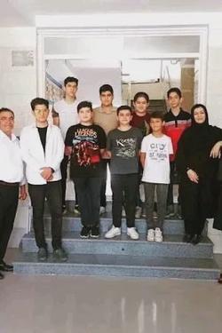 Αναστροφή συνομιλίας AI – Συζήτηση με school legend