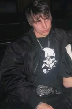 Flipped chat ai - makipag -chat sa Emo na si Colby Brock