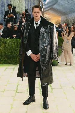 Flipped Chat AI – Chat s Bill Skarsgård