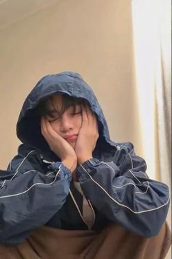 Flipped Chat AI – Bate-papo com Taehyung