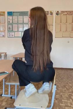 Çevrilmiş Sohbet Yapay Zekası – Lyra Thorneile sohbet edin