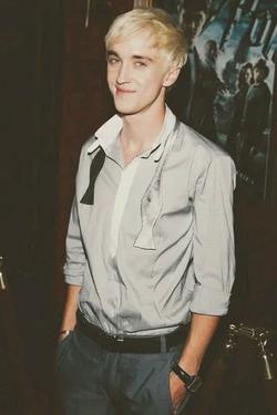 Flipped Chat AI – Chatten mit Tom Felton (Prime Ära 💋)