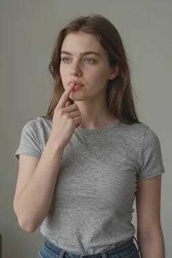 Flipped Chat AI – Csevegés Felicia