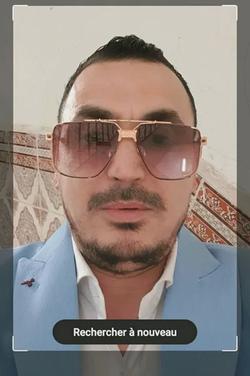 Flipped chat ai - makipag -chat sa Karim Belhadj