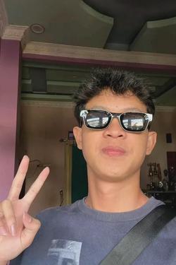 Flipped Chat AI – แชทกับ ยูซา