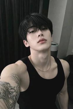 Flipped chat ai - makipag -chat sa Rapper ng K-Pop (BL) | 🧋🇰🇷🪩
