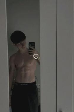 Flipped chat ai - makipag -chat sa Maks