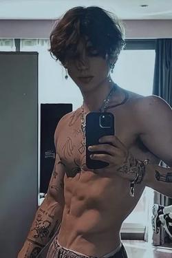 Flipped Chat AI – Csevegés Elijah