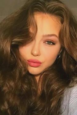Flipped Chat AI – Чат с Яна