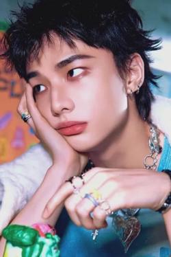 Flipped Chat AI – Chatten mit Hyunjin