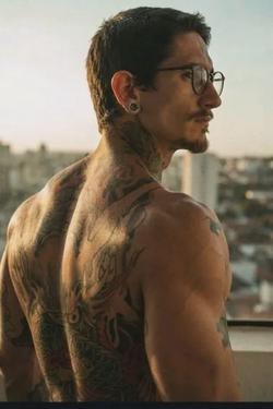Flipped Chat AI – Chat cu Leo Mile