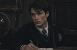 Flipped Chat AI – kalbėkite su Tom Riddle