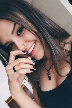 Flipped Chat AI – Bate-papo com Bianca Cecìlya