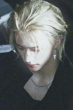 Flipped Chat AI – แชทกับ ฮยอนจิน(มล.)