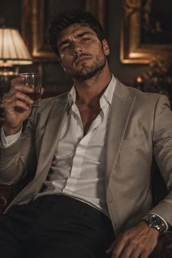 Flipped Chat AI – Chatear con Kaan Demir