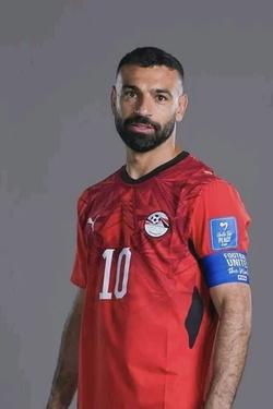 Flipped Chat AI – Чат с Mohamed Salah 