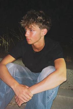 FlippedチャットAI – Jackson Harvey とチャット