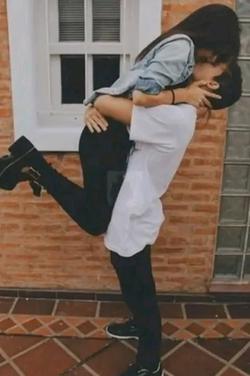 Flipped Chat AI – Chatear con Daniel Brito Schuck y yo, Carol