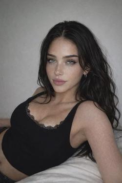Flipped Chat AI – Chat cu Brittney