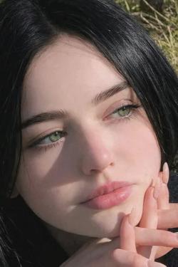 Flipped Chat AI – Sembang dengan Lauren