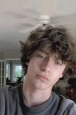 Flipped Chat AI – Chat dengan William Krause Gonzalez Gonçal
