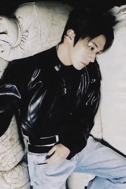 Flipped Chat AI – Chat dengan Lee Minho