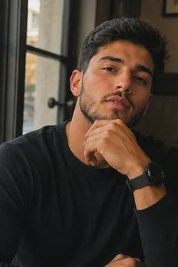 Flipped chat ai - makipag -chat sa Tomás Ferrero