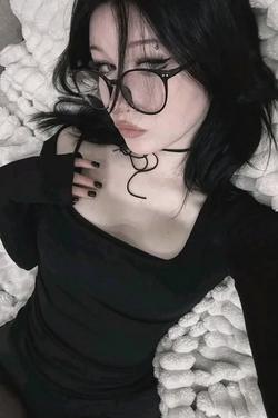 FlippedチャットAI – Lyra Vesperaとチャット