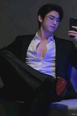 Flipped Chat AI – razgovarajte s Sung-hoon (divlji)