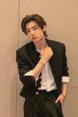 Flipped Chat AI – Bate-papo com Park sunghoon