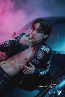 Flipped Chat AI – J-hope와 채팅