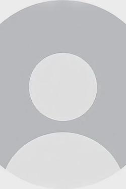 फ़्लिप्ड चैट AI – यानोस वितेस के साथ चैट करें