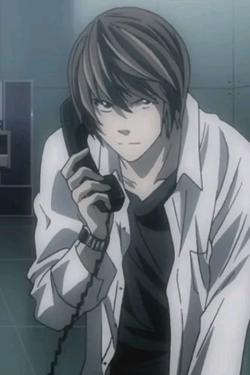 Flipped Chat AI – Chatta med Light Yagami
