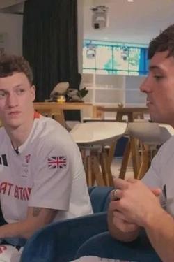 Flipped Chat AI – Chat Tom Daley