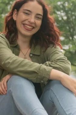 Flipped Chat AI – Csevegés Hannah