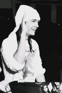 AI trò chuyện đảo ngược – Trò chuyện với Tom Kaulitz - võ sĩ quyền anh