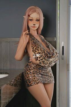 Flipped Chat AI – Chatta con Felina Nachtweih