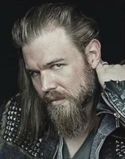 Flipped Chat AI – Chatear con Harry “Opie” Winston