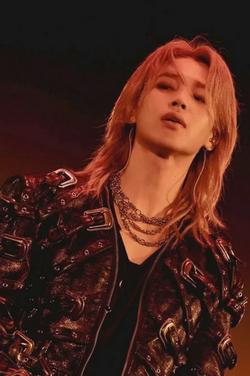 Flipped Chat AI – kalbėkite su Jimin