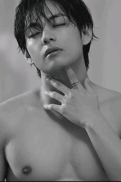 Flipped Chat AI – Chatta con Kim Taehyung